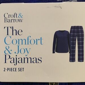Croft & Barrow L New Pajamas 2 piece set long sleeve and pants
